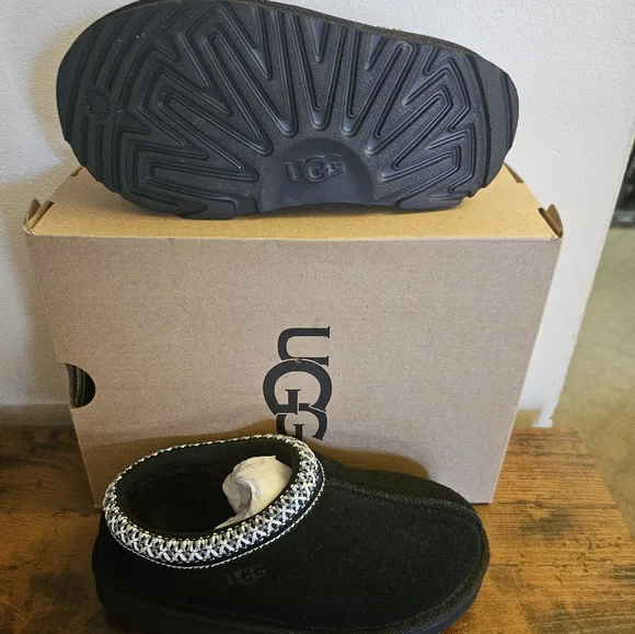 TASMAN UGG TODDLER SIZE 11 - Picture 2 of 2